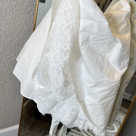 HOUSE OF CB 'Nahla' White Bow Mini Skirt NWOT - Picture 13 of 14